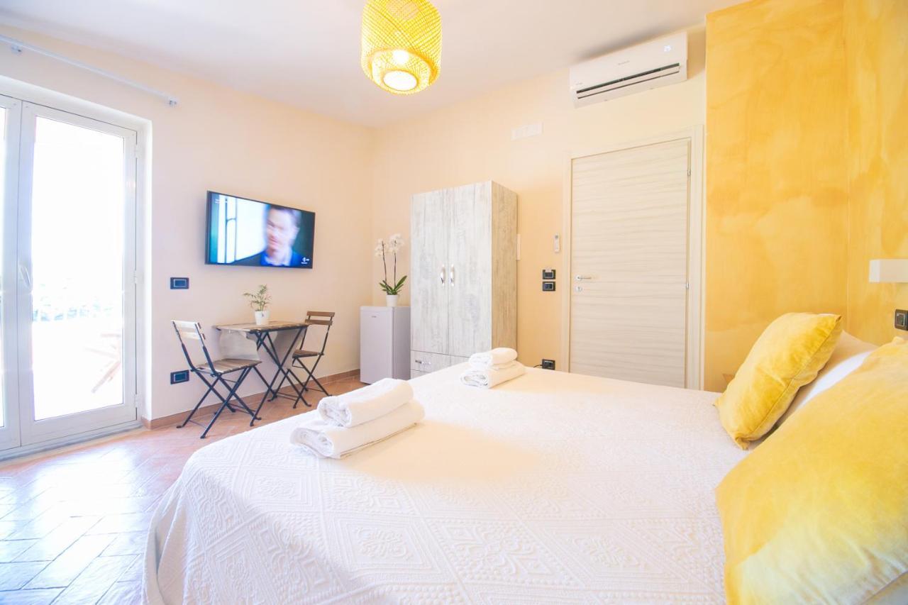 Perla Stabia Bed & Breakfast Castellammare di Stabia Exterior photo